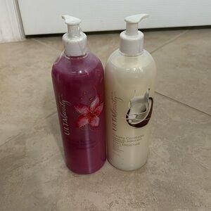 2 big containers of shower gel